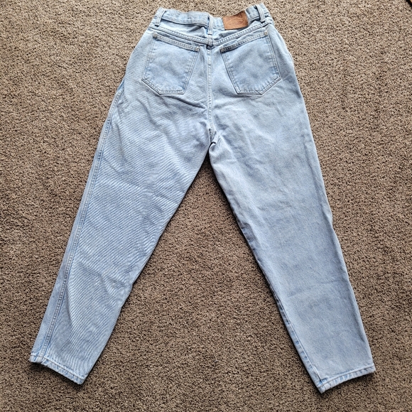 American Eagle Authentic Mountain Blue Denim Womens Jeans 7/8 Vintage Pleated - Picture 3 of 11